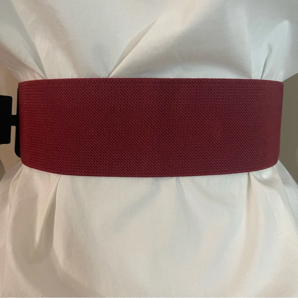Burgundy PU leather circle buckle w/ rhinestones details elastic waistband belt - Picture 4 of 8